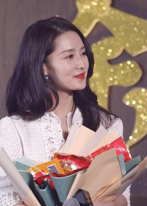 李沁宋轶最新爆料,揭秘幕后故事与情感纠葛 第2张 李沁宋轶最新爆料,揭秘幕后故事与情感纠葛 第2张